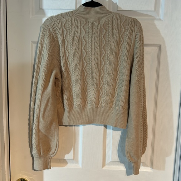 NWT Ladies size XL cream cropped sweater by Apricot - Picture 2 of 12